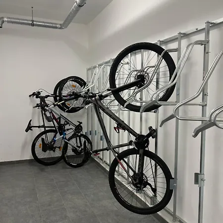 Pod Debowcem Premium Jungle Lejlighed