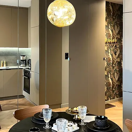 Pod Debowcem Premium Jungle Apartment Bielsko-Biala