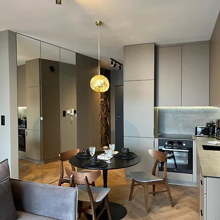 Pod Debowcem Premium Jungle Apartment Bielsko-Biala